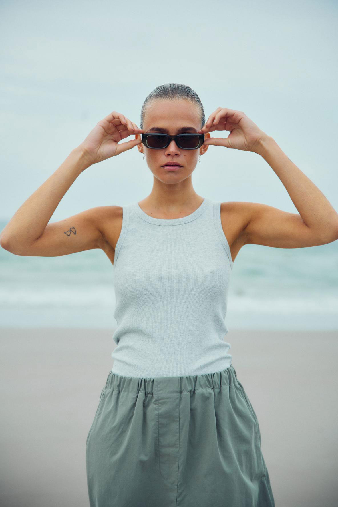 WblDordi_Long_Tank_Grey_Melange_Wbl_Pixi_Bermuda_Shorts_Light_Green3