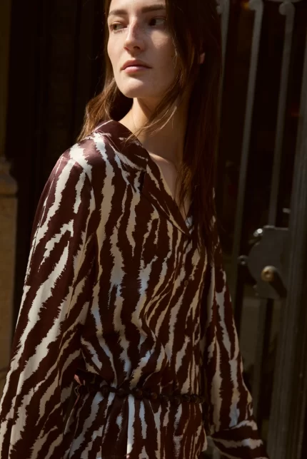 Rouge Edit tie-waist LS blouse