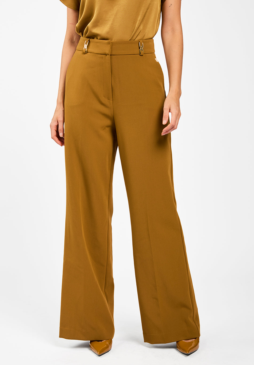 20250701_AAIKO_Sonja_1227_f683c7db-d10d-40f4-be17-0928cd65d4e1