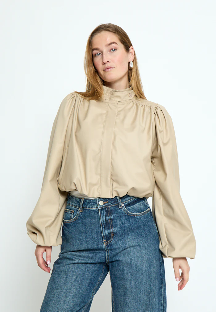 MSCindy_Short_Jacket-Jacket-MI7141-9015_Sand_Gray