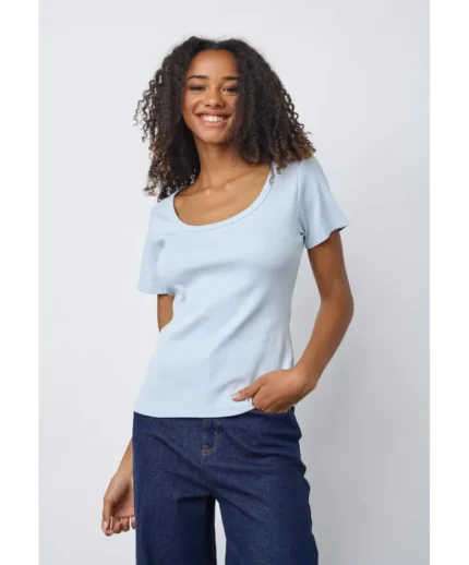 Sisters Point Eike shirt