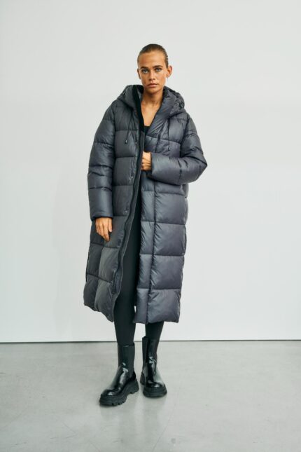 Withblack Penny down coat